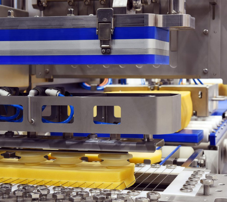 Groba cheese slicing